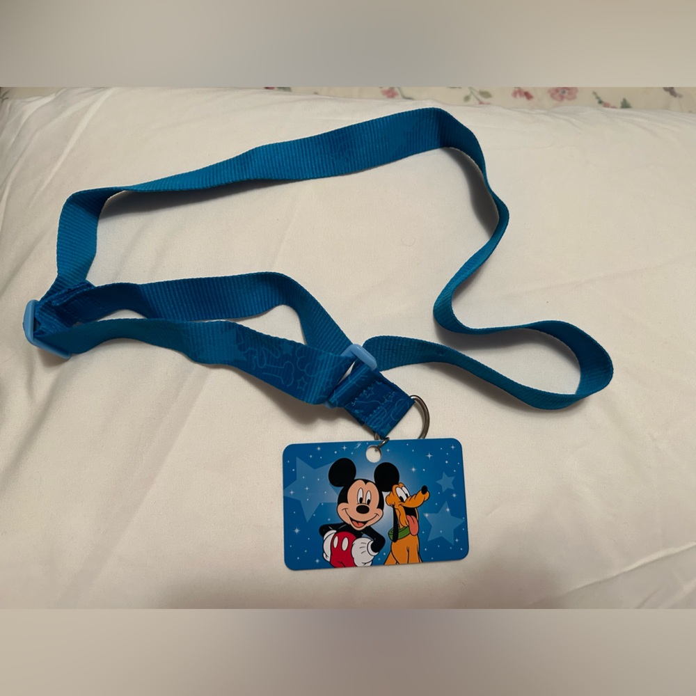 Disney Blue Pin Trading Lanyard with Mickey and Pluto. Includes 2 Pins.